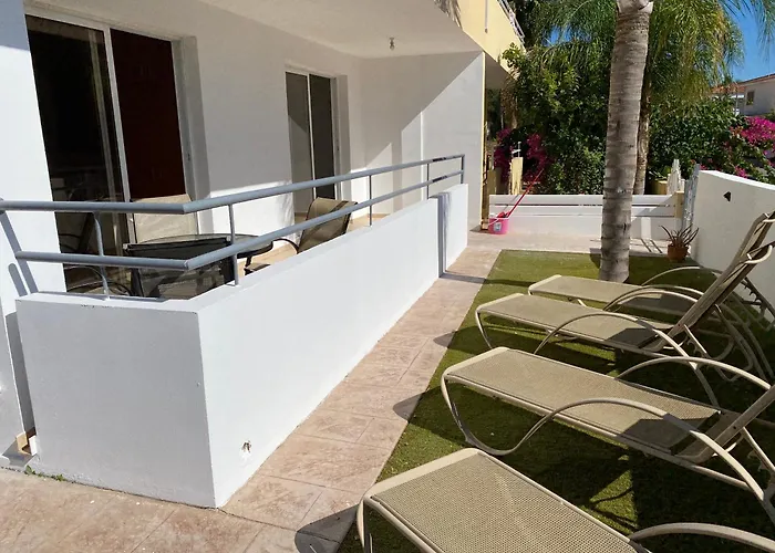 Nissi Bliss Apartmán *